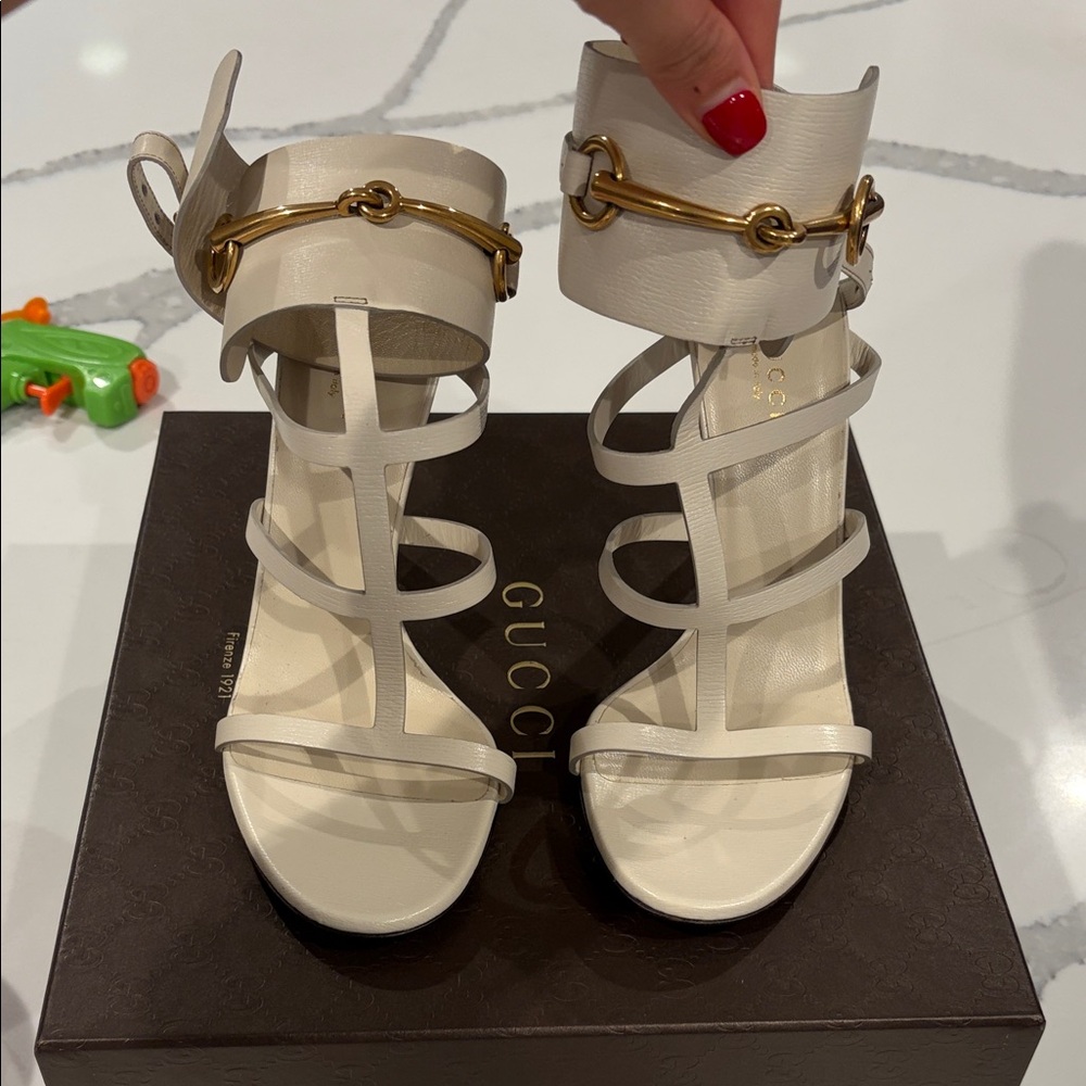 Gucci Cream Leather Strappy High-Heel Sandals with Gold Horsebit